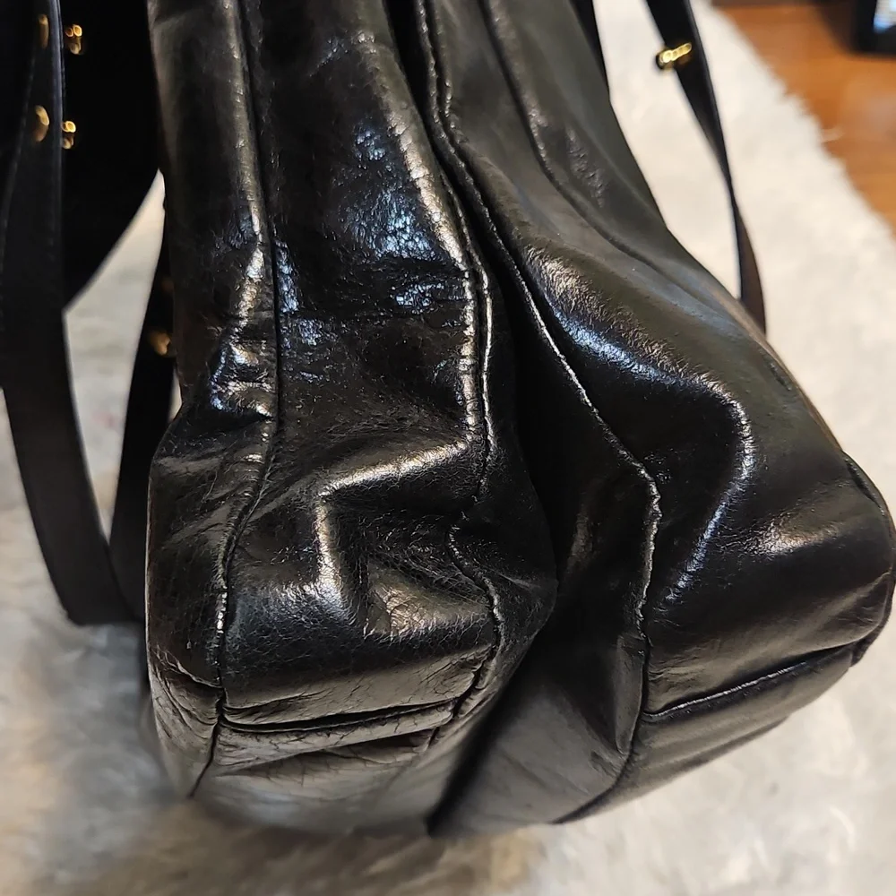 Badgley Mischka Black Patent Leather Tote Bag‎ Gold Buckle Shoulder Bag